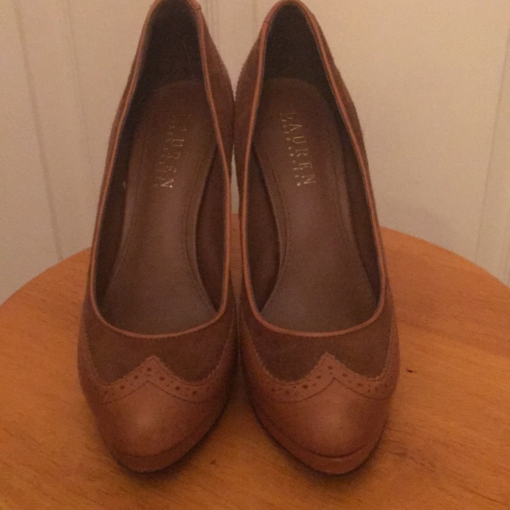 Ralph Lauren women’s wing tip pumps